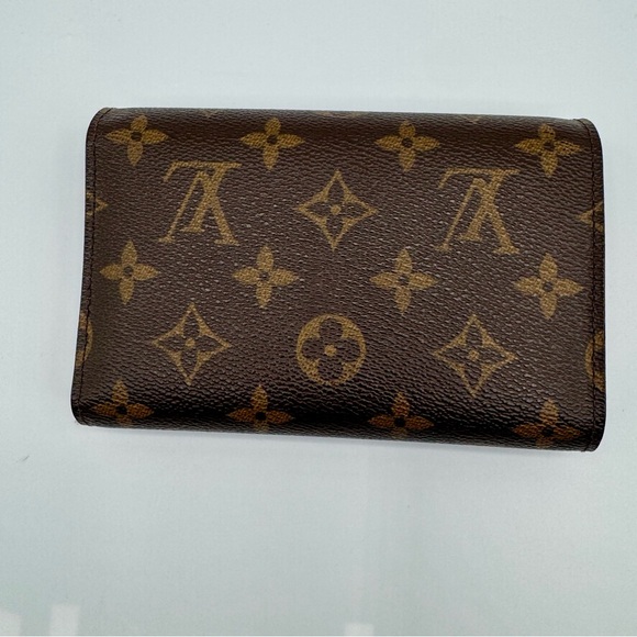 Louis Vuitton Dark Brown Monogram Wallet | Very Good Condition - Picture 2 of 15